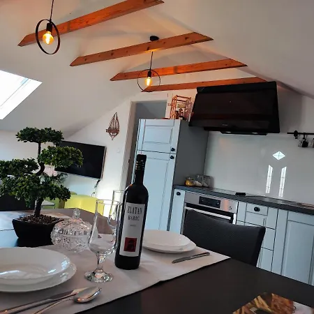 Solis * Ninski Stanovi