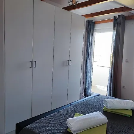 Solis * Ninski Stanovi